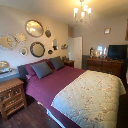 3 Bed Town House Llandeilo Carmarthenshire Villa Buitenkant foto