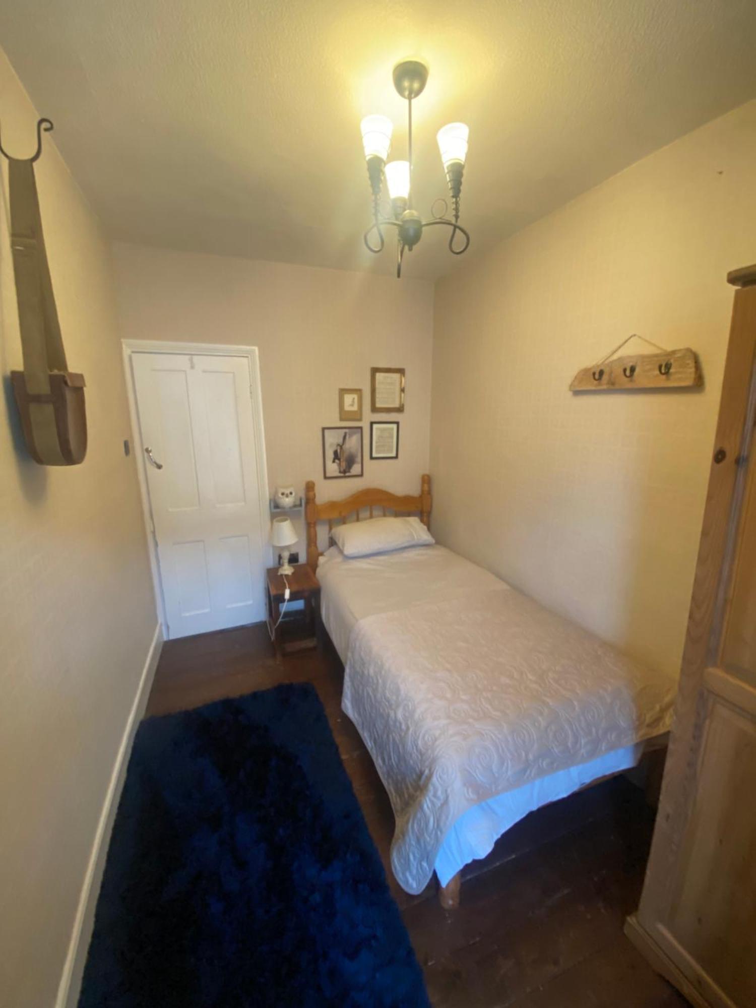 3 Bed Town House Llandeilo Carmarthenshire Villa Buitenkant foto
