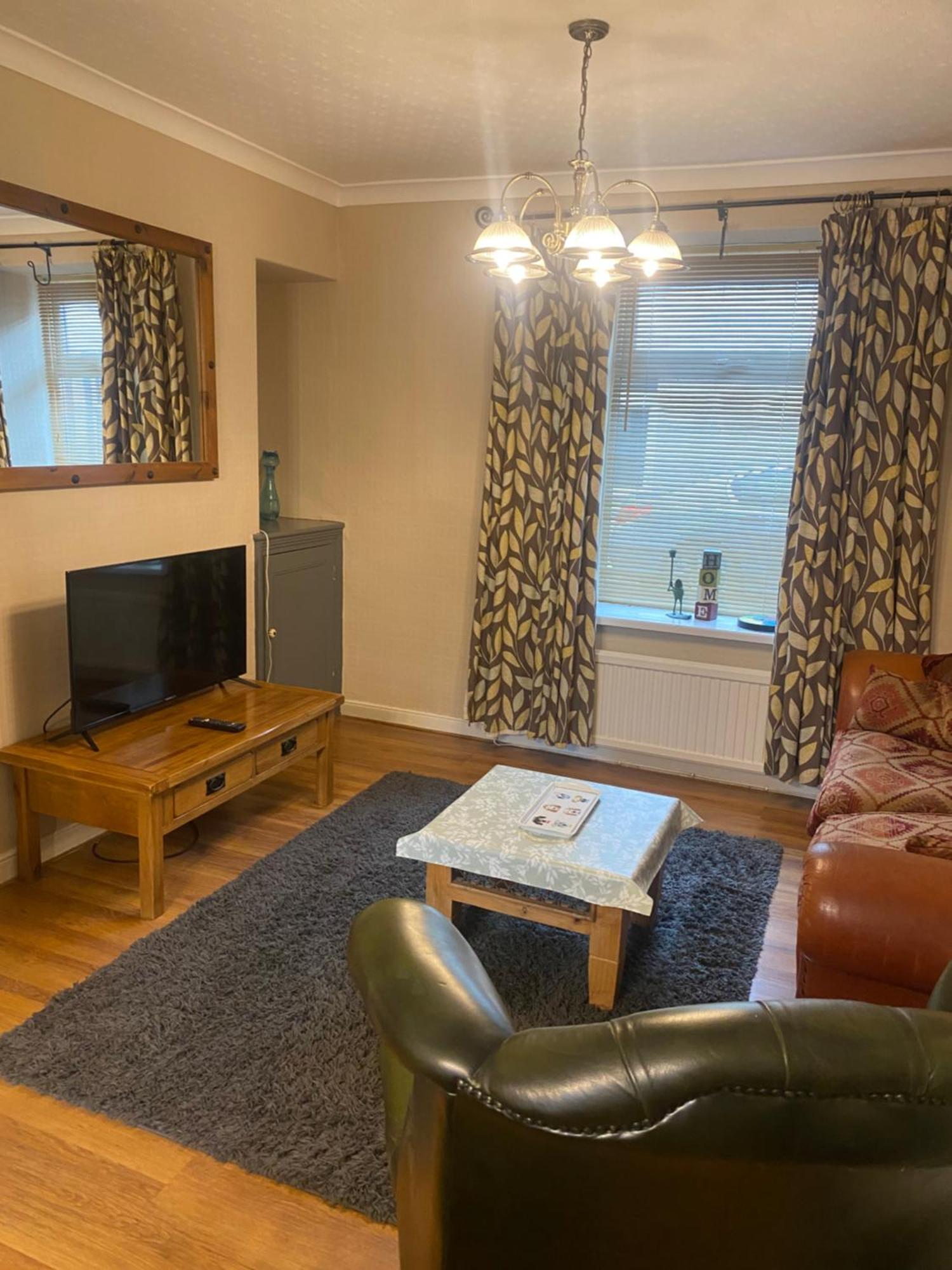 3 Bed Town House Llandeilo Carmarthenshire Villa Buitenkant foto